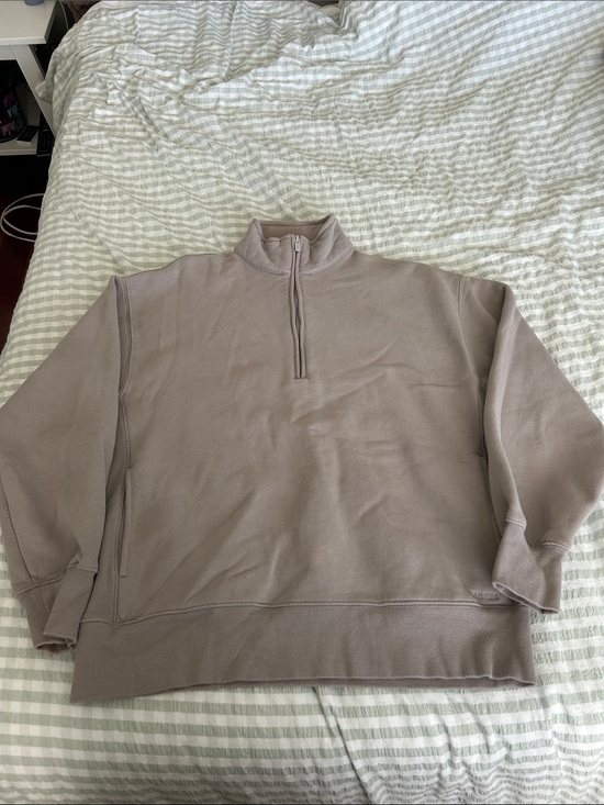 Aritzia Tops - Aritzia Boyfriend Quarter Zip